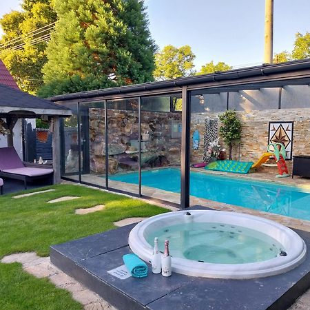 Aspen Villa Kamenny Ujezd  Eksteriør bilde